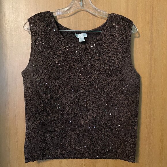 Rafael Brown 2 piece tank and cardigan (popcorn style top) - Picture 4 of 9